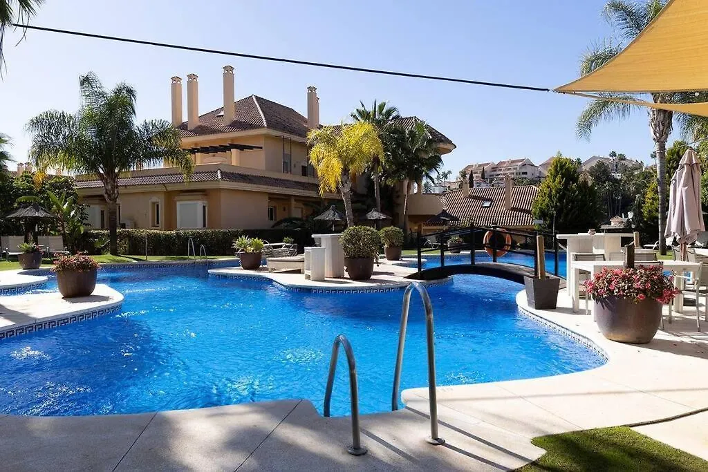 5* Serviced Apartment Marbella
